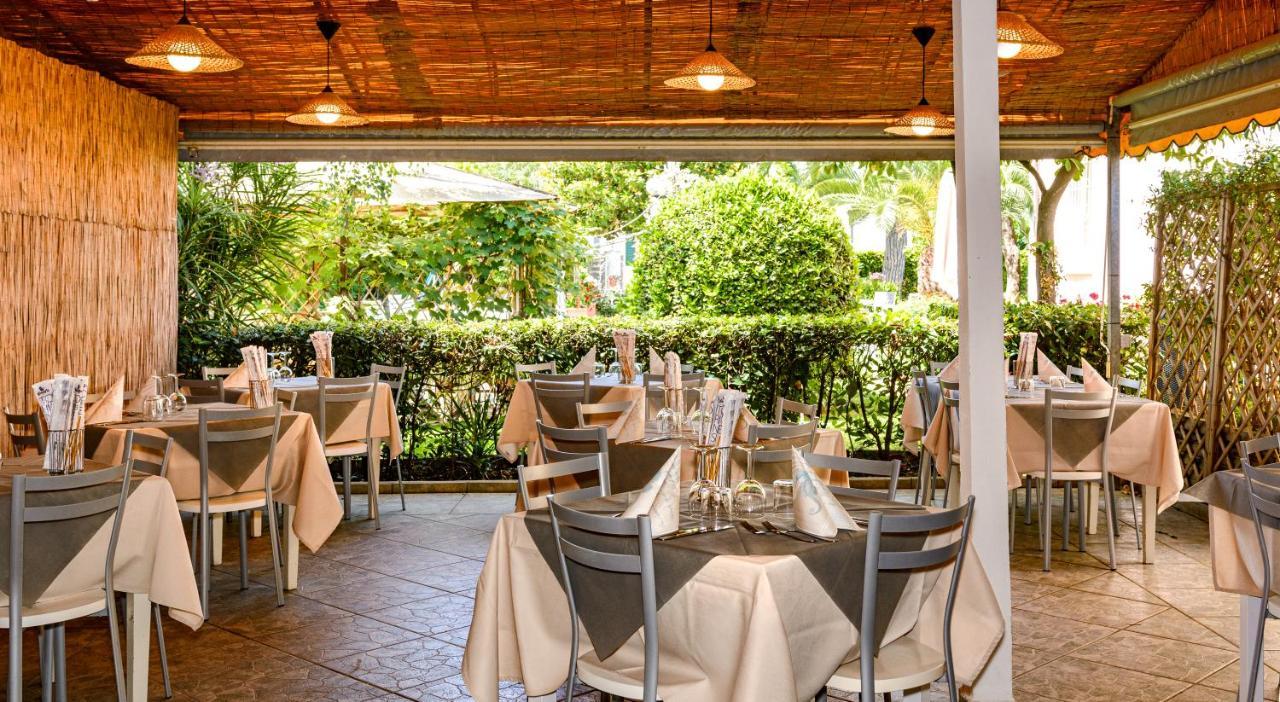 Hotel Ambra Forte dei Marmi Kültér fotó